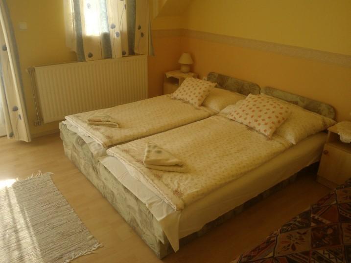 Erika Vendeghaz Hotel Buk Room photo